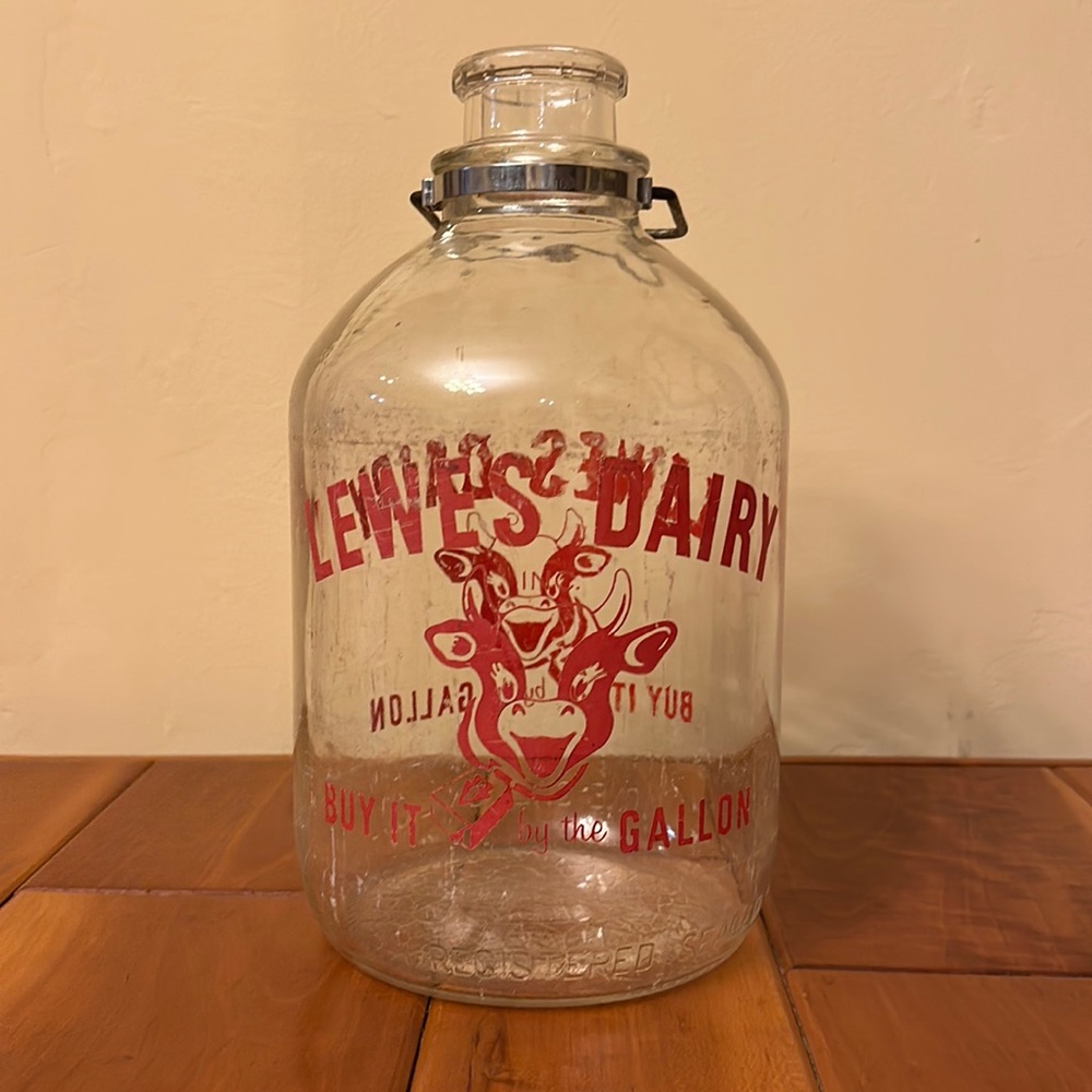 Lewes Dairy Delaware Vintage Glass One Gallon Milk Jug